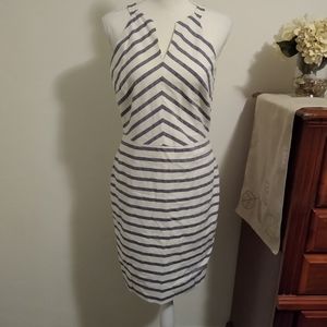 Size 4 NWT Banana Republic Factory dress